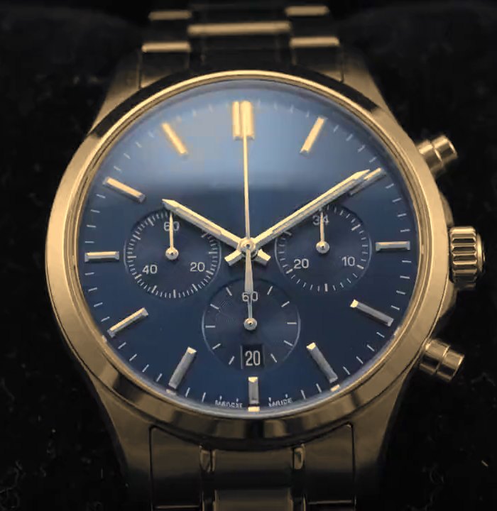 Méridien with navy dial on a rose gilt bracelet